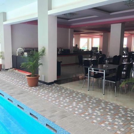 Grand Vilia Hotel Langgur Εξωτερικό φωτογραφία