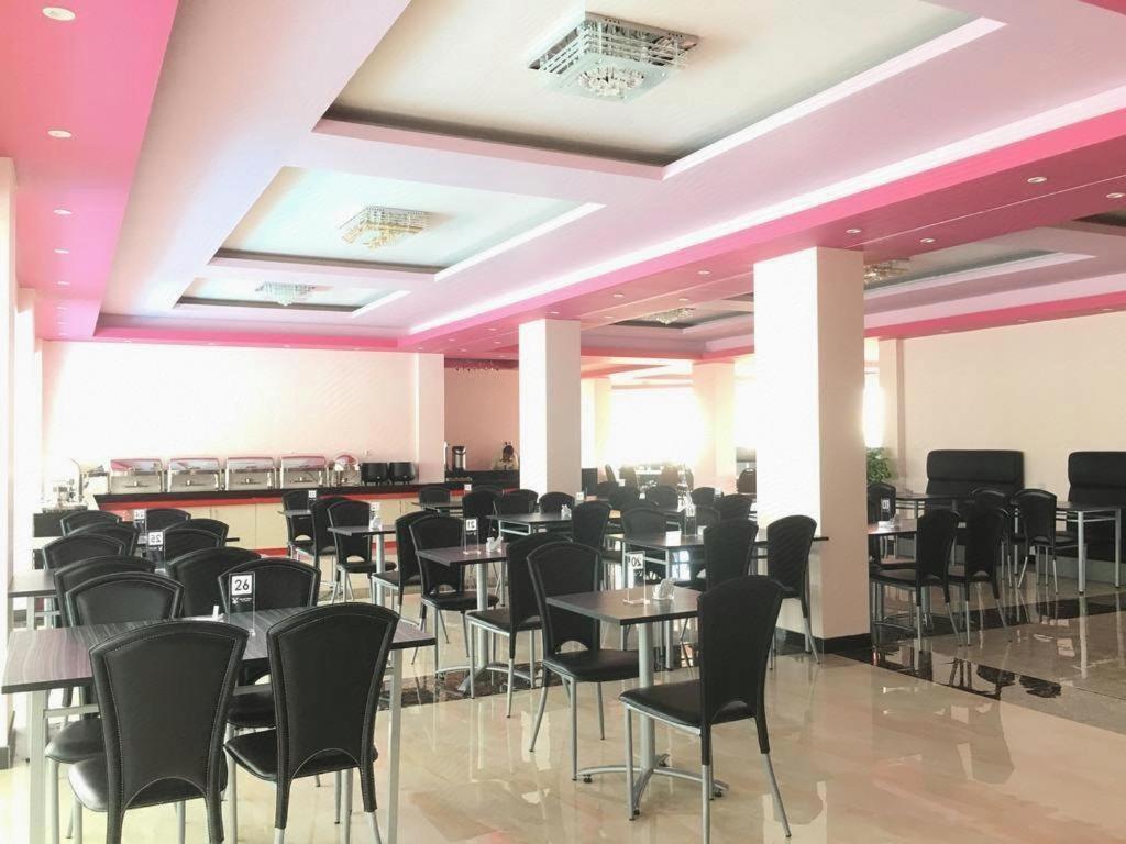 Grand Vilia Hotel Langgur Εξωτερικό φωτογραφία